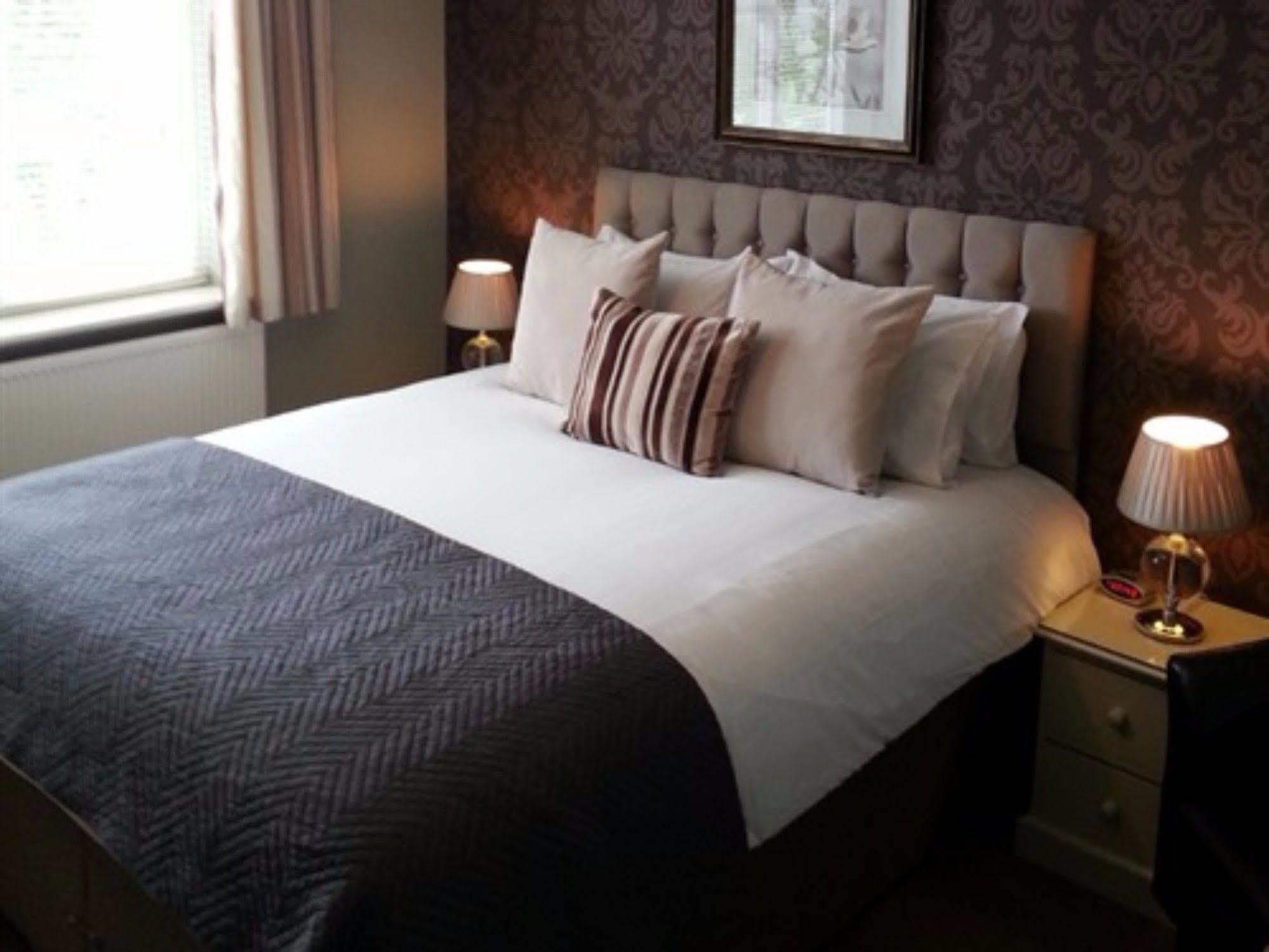 Hunters Moon Guest House Стратфорд-апон-Эйвон Экстерьер фото